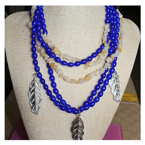 Highlight oval,small jade,pendant necklace