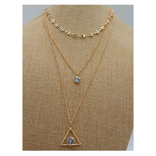 3-layer triangular diamond necklace